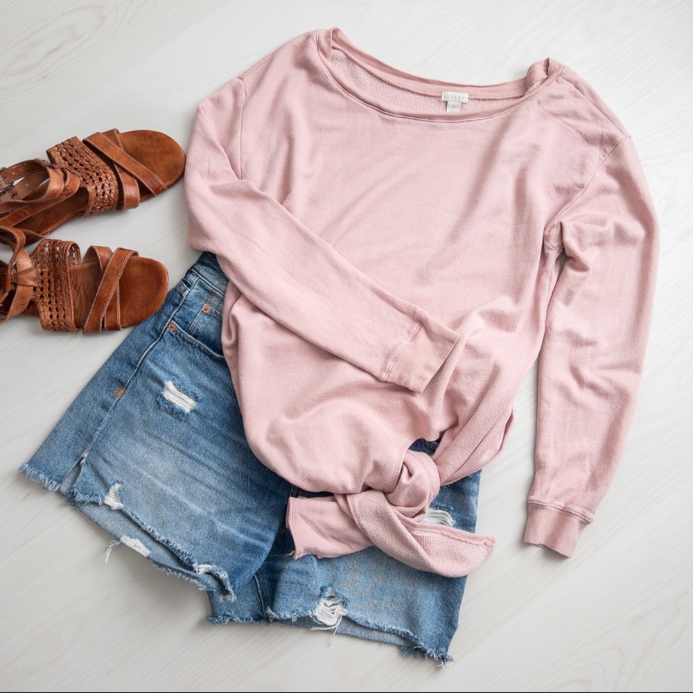 hinge tie front top